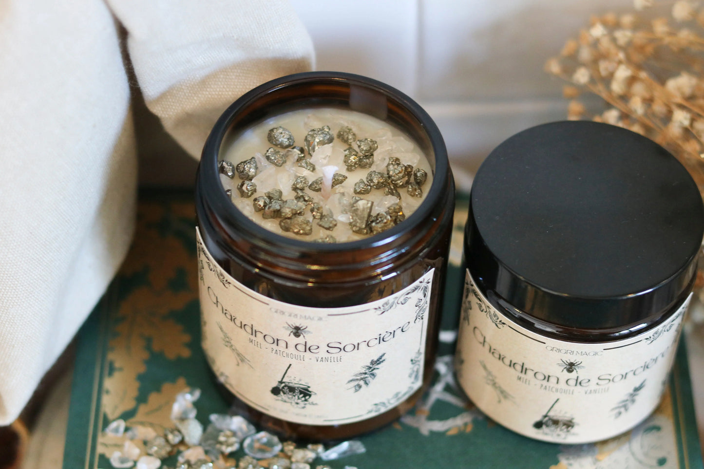 Witch's Cauldron 🌙 Honey, Patchouli & Vanilla
