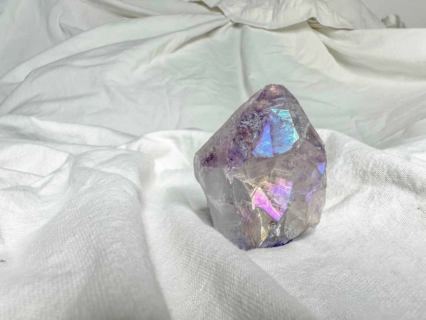 Quartz Aura 🌙 Pointe en Améthyste Métallisée